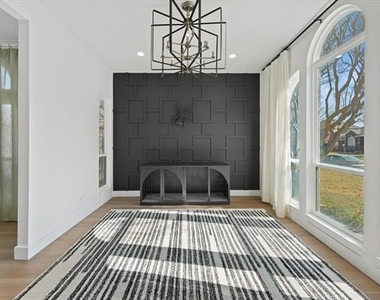 8405 Greenspoint - Photo Thumbnail 13