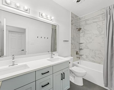 8405 Greenspoint - Photo Thumbnail 26