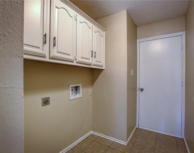102 Teakwood Drive - Photo Thumbnail 61