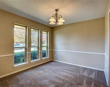 102 Teakwood Drive - Photo Thumbnail 14