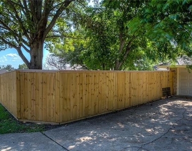 102 Teakwood Drive - Photo Thumbnail 66