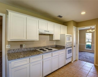 102 Teakwood Drive - Photo Thumbnail 24