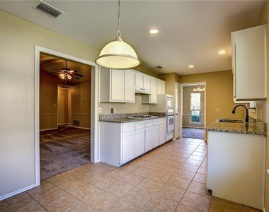 102 Teakwood Drive - Photo Thumbnail 30