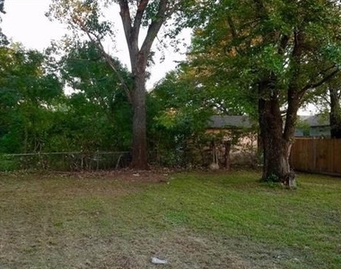510 Gilbert Road - Photo Thumbnail 9