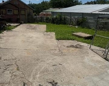 3204 Prospect Avenue - Photo Thumbnail 5