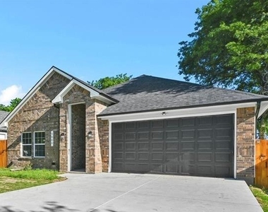 5804 Houghton Avenue - Photo Thumbnail 1