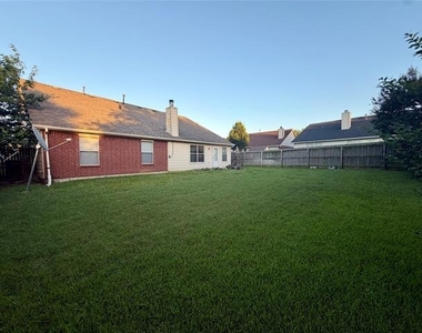 1201 Cumberland Court - Photo Thumbnail 21