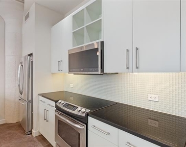 2600 W 7th Street - Photo Thumbnail 1