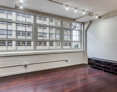 2600 W 7th Street - Photo Thumbnail 2