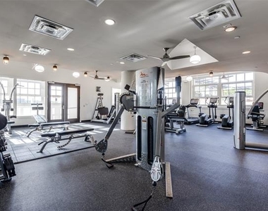 2600 W 7th Street - Photo Thumbnail 22