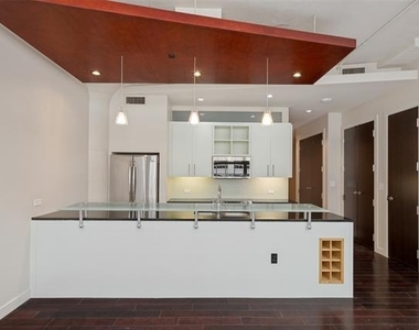 2600 W 7th Street - Photo Thumbnail 5