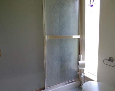 3308 Spring Valley Drive - Photo Thumbnail 19
