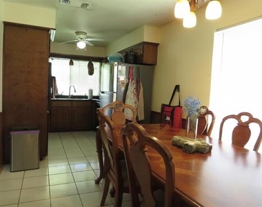 3308 Spring Valley Drive - Photo Thumbnail 12