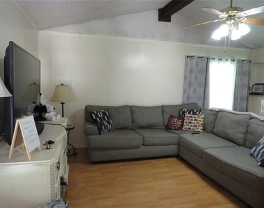 3308 Spring Valley Drive - Photo Thumbnail 5