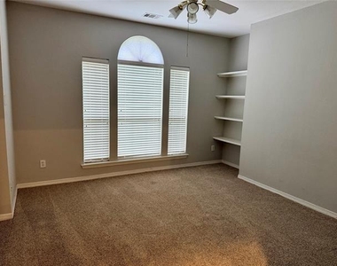 4309 Wingren Drive - Photo Thumbnail 8