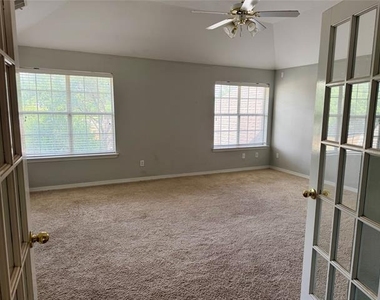 4309 Wingren Drive - Photo Thumbnail 22