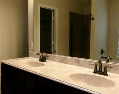 5727 Mountain Hollow Drive - Photo Thumbnail 15