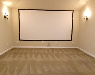 5727 Mountain Hollow Drive - Photo Thumbnail 24