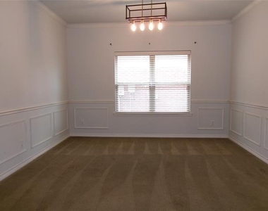 5727 Mountain Hollow Drive - Photo Thumbnail 12