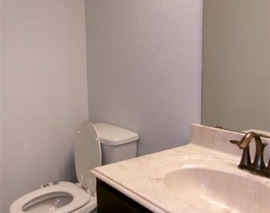 5727 Mountain Hollow Drive - Photo Thumbnail 22