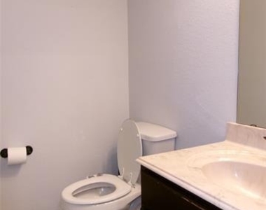 5727 Mountain Hollow Drive - Photo Thumbnail 10