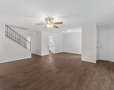 4007 Ridgebrook Drive - Photo Thumbnail 4