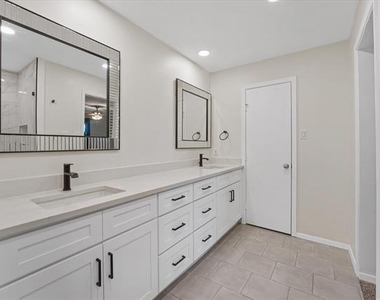 4007 Ridgebrook Drive - Photo Thumbnail 13