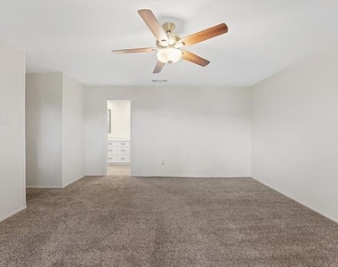 4007 Ridgebrook Drive - Photo Thumbnail 12