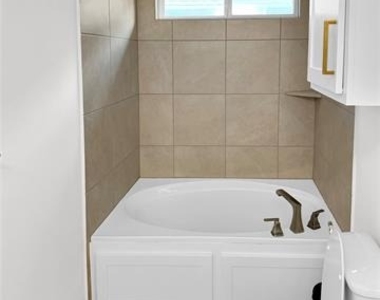 14550 Gentle Breeze Road - Photo Thumbnail 13