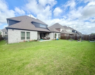 14550 Gentle Breeze Road - Photo Thumbnail 16
