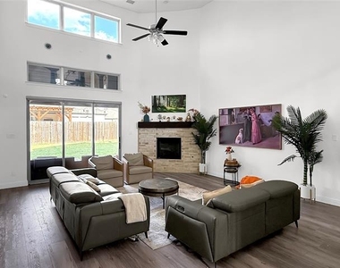 14550 Gentle Breeze Road - Photo Thumbnail 2