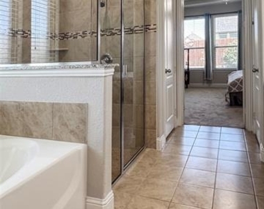 14286 Winecup Drive - Photo Thumbnail 12
