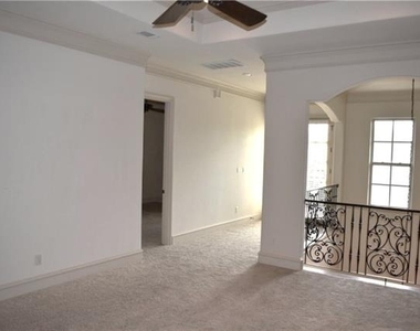 1625 Fountain Pass Drive - Photo Thumbnail 14