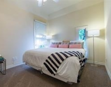 3668 Asbury Street - Photo Thumbnail 21