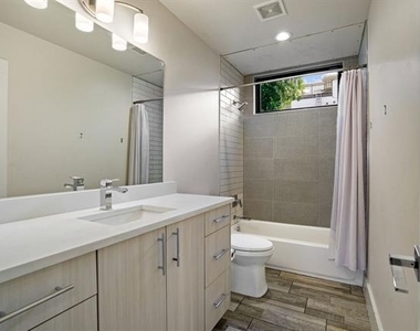 410 Melba Street - Photo Thumbnail 18