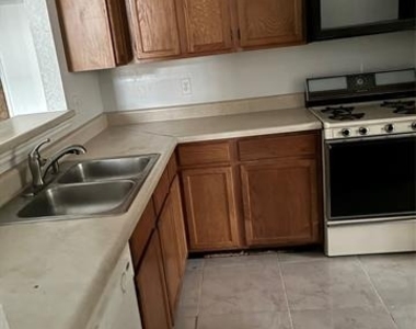 2310 La Costa - Photo Thumbnail 5