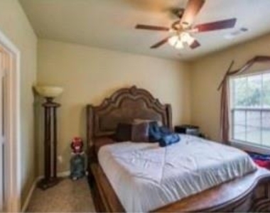 616 Fenet Street - Photo Thumbnail 8