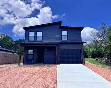 3607 Sioux Trail - Photo Thumbnail 2