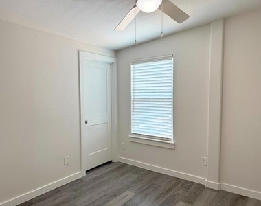 3607 Sioux Trail - Photo Thumbnail 17