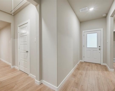 946 Olive Drive - Photo Thumbnail 1