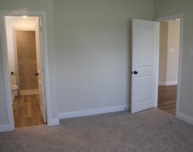 102 Walnut Street - Photo Thumbnail 6