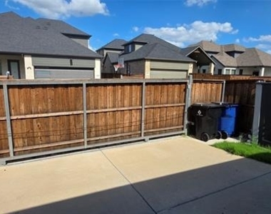 16686 Lupine Road - Photo Thumbnail 28