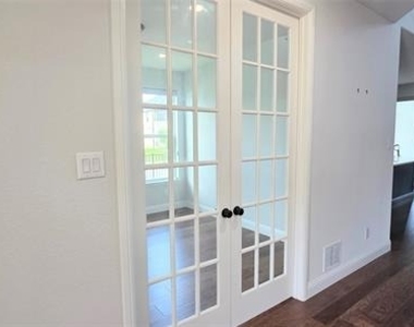 16686 Lupine Road - Photo Thumbnail 10