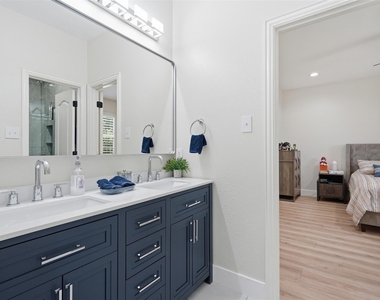 5315 Cree Drive - Photo Thumbnail 27