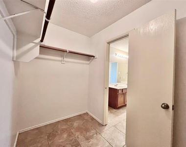 9925 George Washington Drive - Photo Thumbnail 13