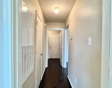 9925 George Washington Drive - Photo Thumbnail 4