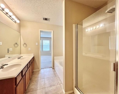 9925 George Washington Drive - Photo Thumbnail 10
