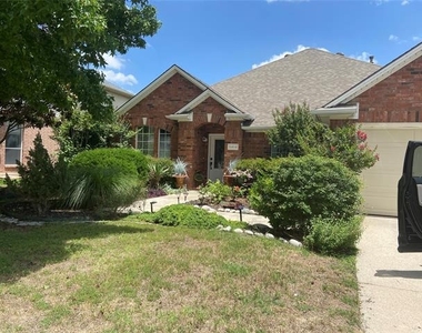 5414 Plantation Lane - Photo Thumbnail 30