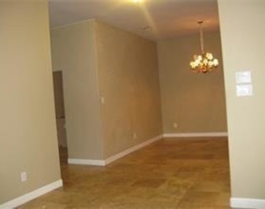 5414 Plantation Lane - Photo Thumbnail 10