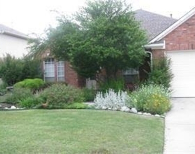 5414 Plantation Lane - Photo Thumbnail 3